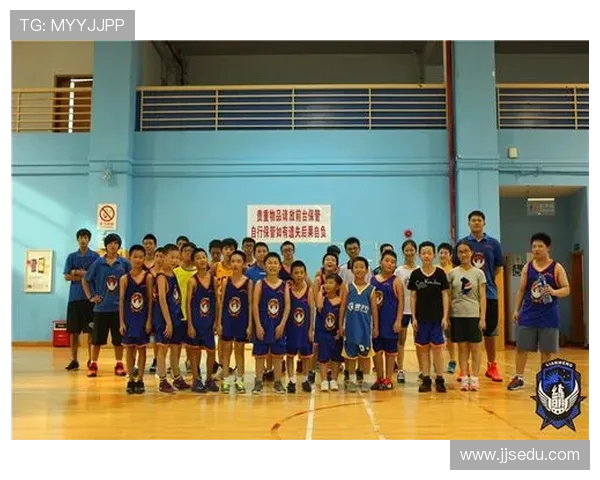 探究篮球运动员成长历程与赛场表现全面多维度全景深度解析专题