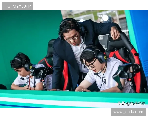 AL战队与TT对决全面解析 聚焦赛场策略与精彩瞬间