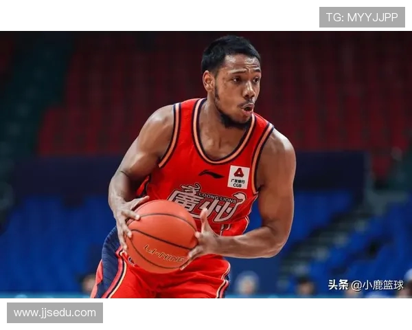 南京篮球队成长之路:从默默无闻到璀璨辉煌的纪实故事